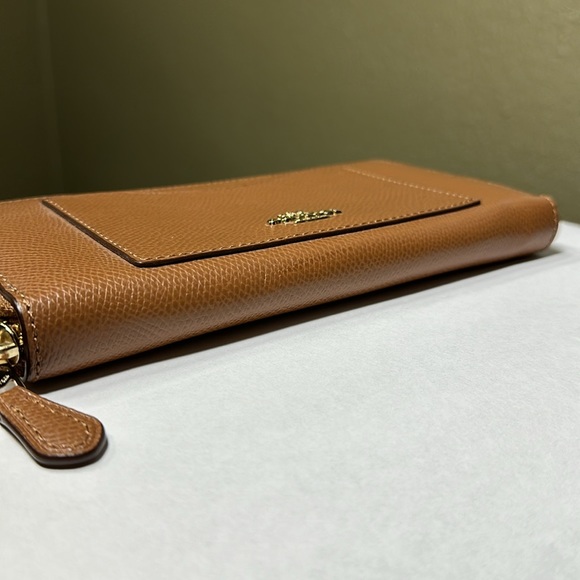 *NWT* COACH Accordion Zip Wallet - HTF color - Picture 8 of 15